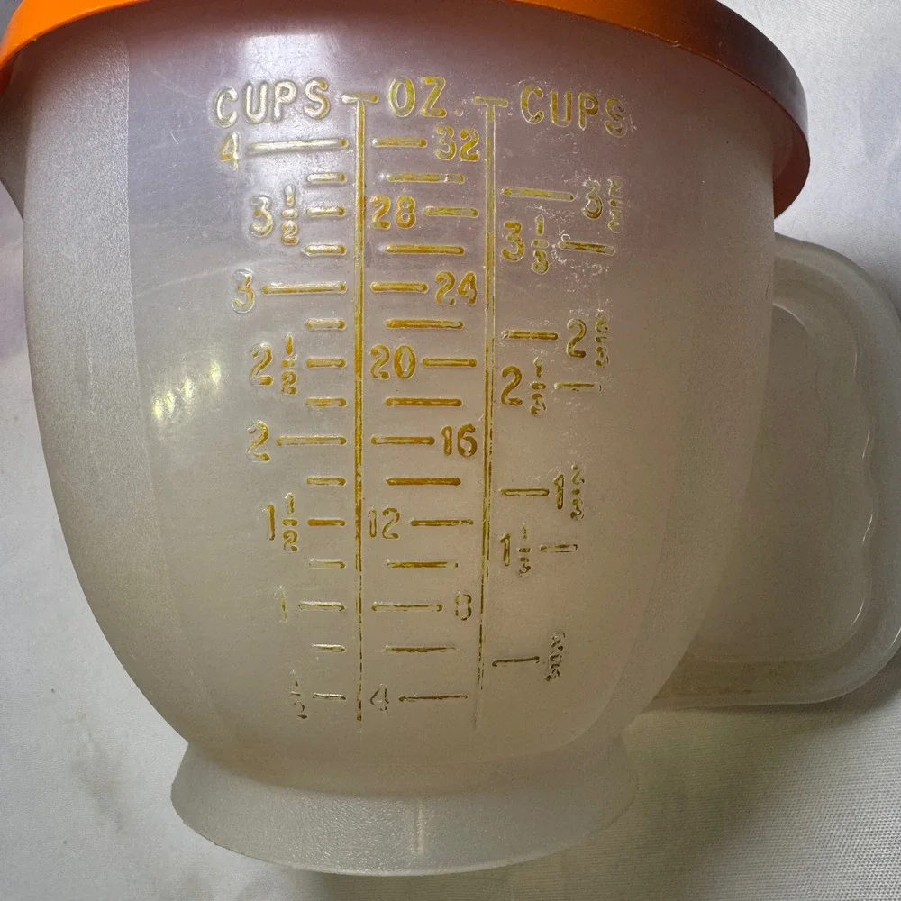 Vintage Tupperware Mix-N-Stor 4 Cup Measuring Pitcher Orange Lid 1 Liter 32 oz